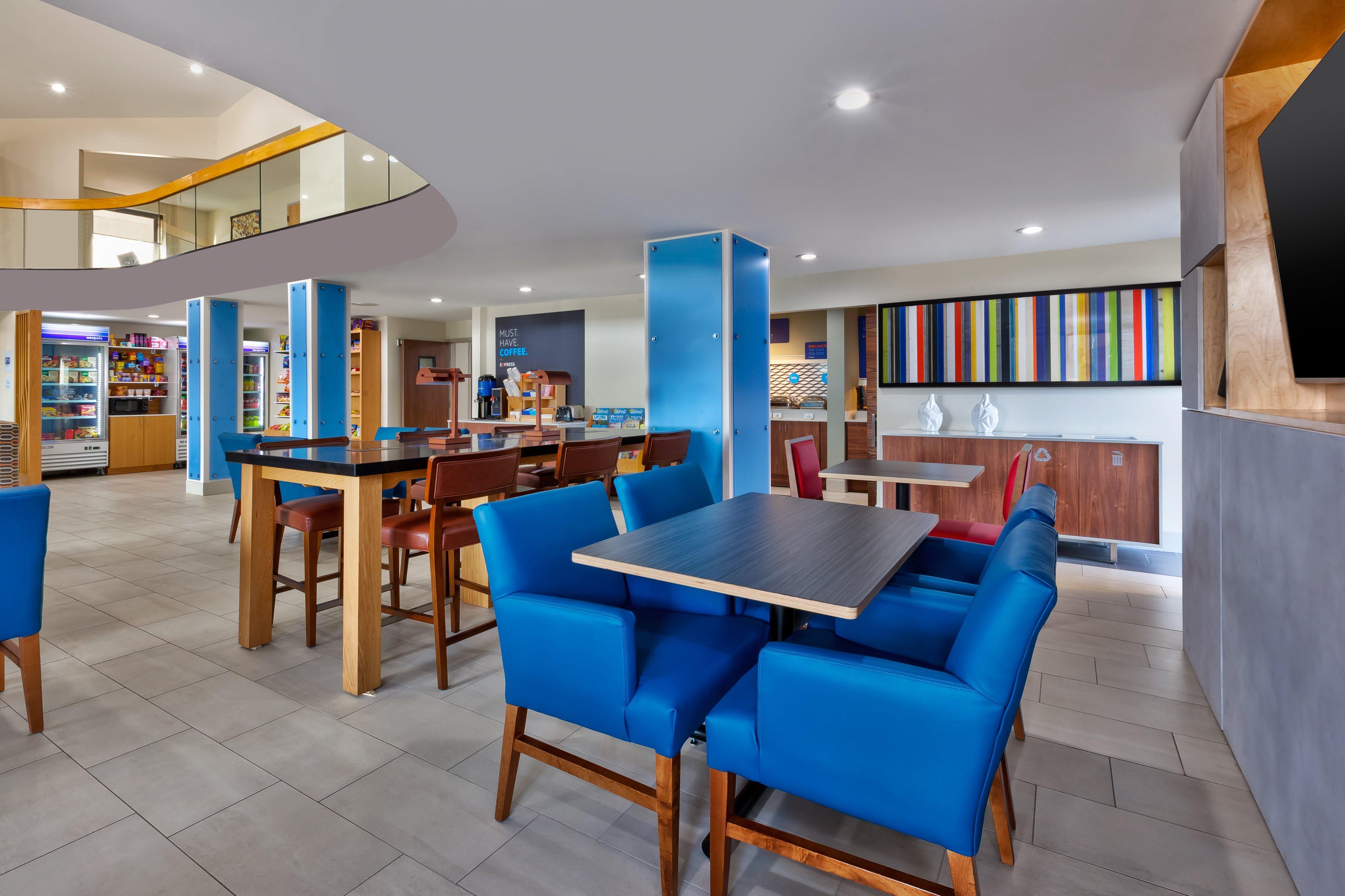 Holiday Inn Express Detroit-Warren/General Motors Technology Center By Ihg Exterior photo